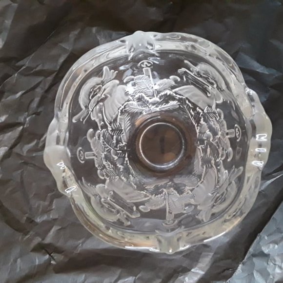 MIKASA CHRISTMAS ANGELS - VIOLIN & CHORUS FROSTED GLASS VOTIVE OR TRINKET BOWL - Picture 2 of 5